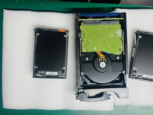 D4-VS07-12000  005053214  005053215  005050451  005648536  for  EMC UNITY 380/480/680